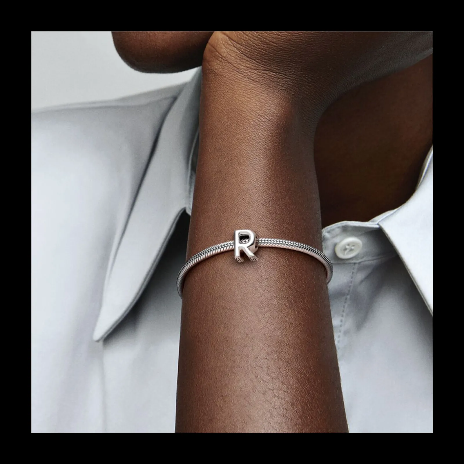Conta Letra R-Pandora Shop