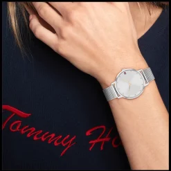 Relogio Aco Prateado, Cristais E Malha Milanesa-Tommy Hilfiger Watches Fashion
